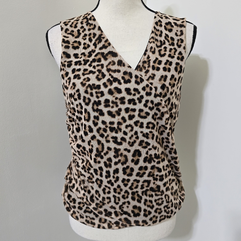 INC‎ size Large Sleeveless V Neck  Animal Print Stretch Blouse